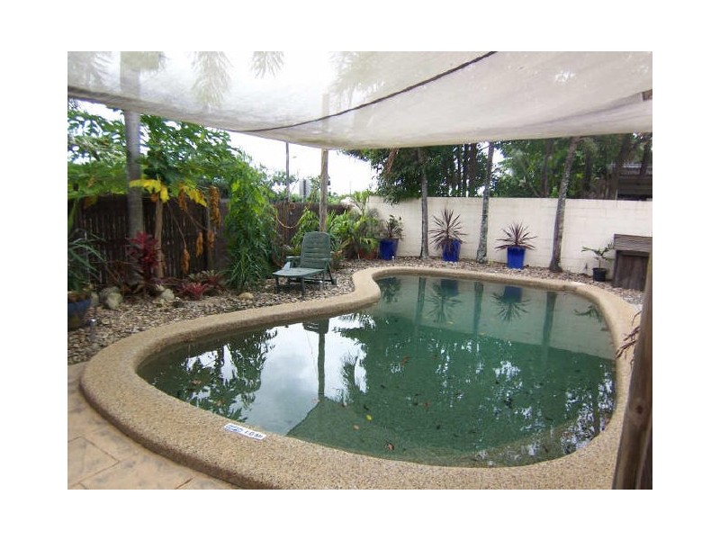 1/179 Kamerunga Road, Freshwater QLD 4870