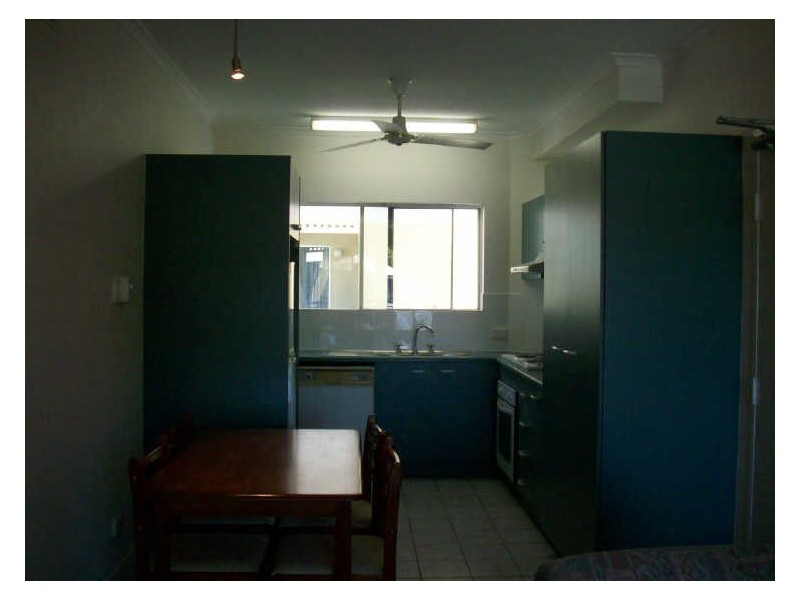 9/14 Upward Street, Cairns QLD 4870