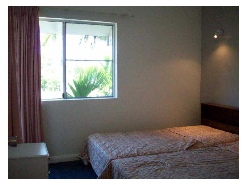 9/14 Upward Street, Cairns QLD 4870