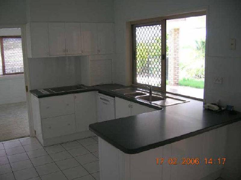 Aeroglen QLD 4870