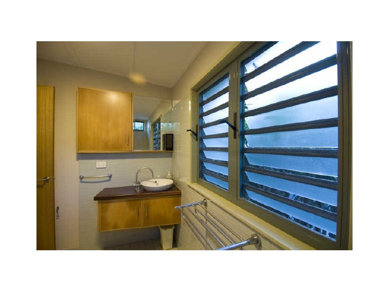 3 Knott Court, Whitfield QLD 4870