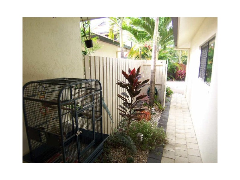 12/185 Kamerunga Road, Freshwater QLD 4870