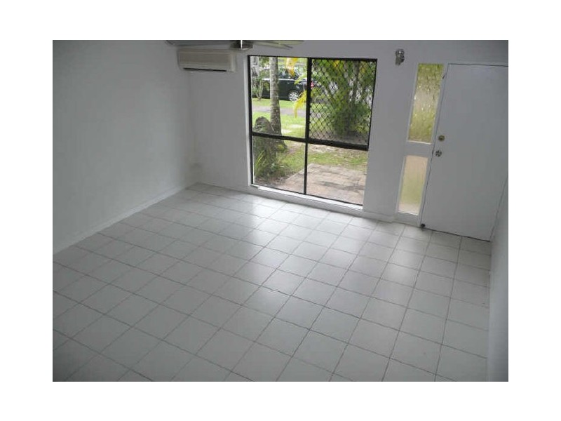 10/7 McPherson Close, Edge Hill QLD 4870
