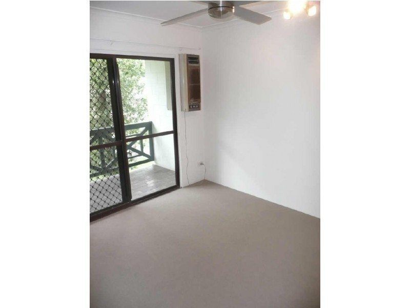 10/7 McPherson Close, Edge Hill QLD 4870