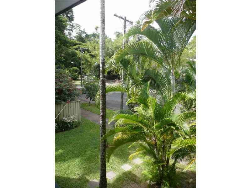 10/7 McPherson Close, Edge Hill QLD 4870