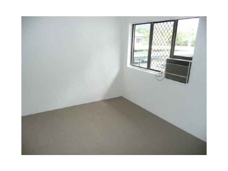 10/7 McPherson Close, Edge Hill QLD 4870