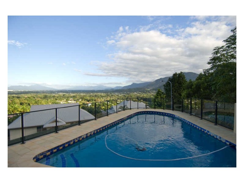 7 Knott Court, Whitfield QLD 4870