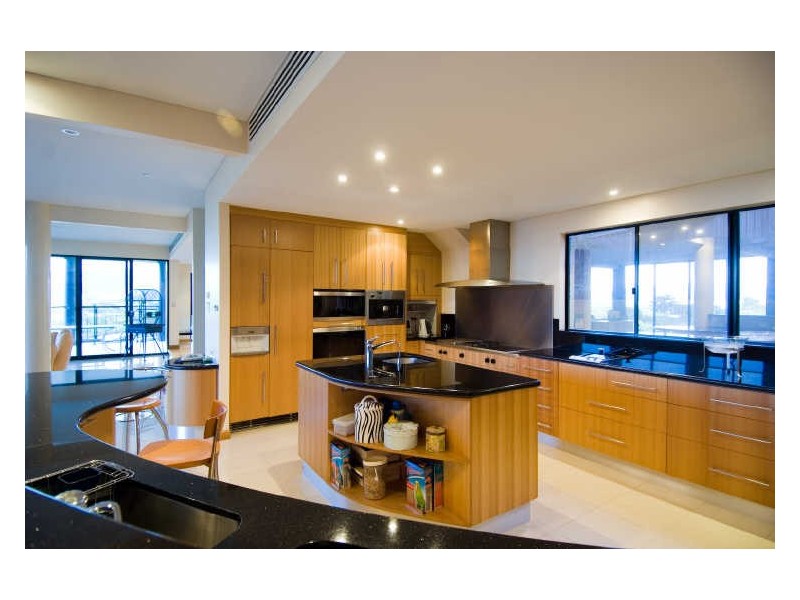 7 Knott Court, Whitfield QLD 4870