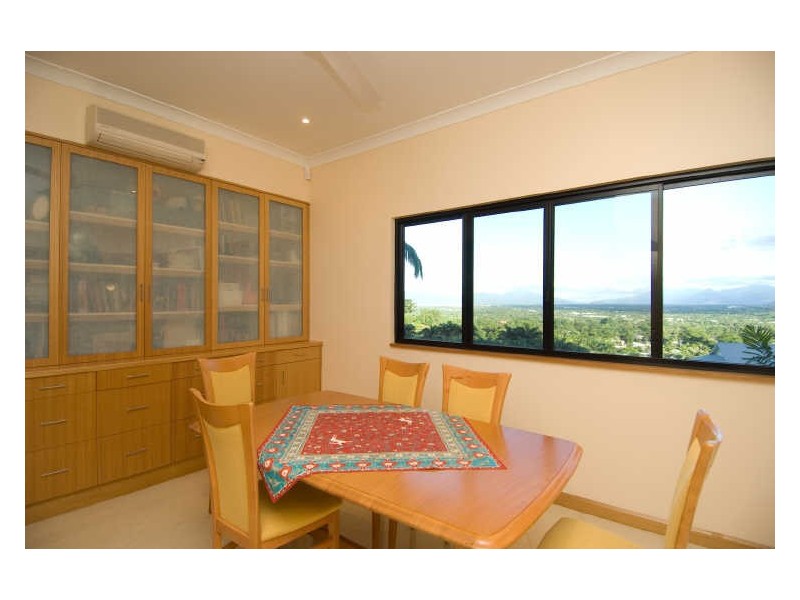 7 Knott Court, Whitfield QLD 4870