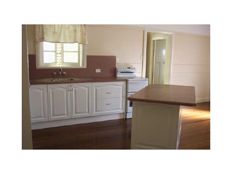 6 Tully Street, Stratford QLD 4870