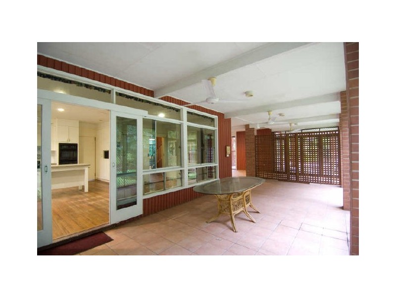 94 Hillview Crescent, Whitfield QLD 4870