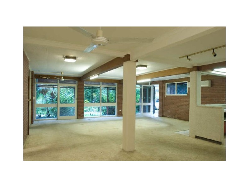 94 Hillview Crescent, Whitfield QLD 4870