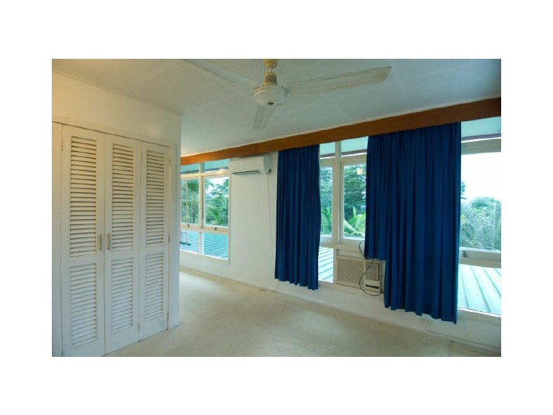 94 Hillview Crescent, Whitfield QLD 4870