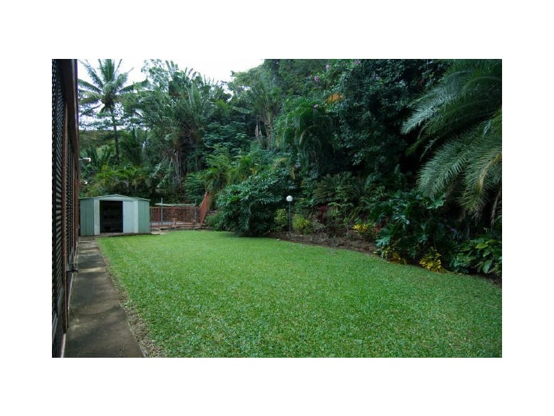 94 Hillview Crescent, Whitfield QLD 4870