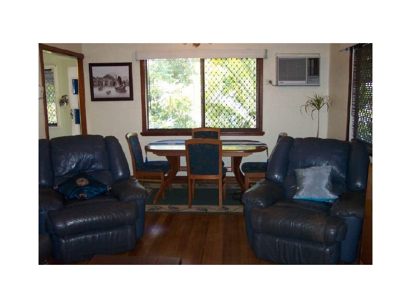 187 Woodward Street, Whitfield QLD 4870