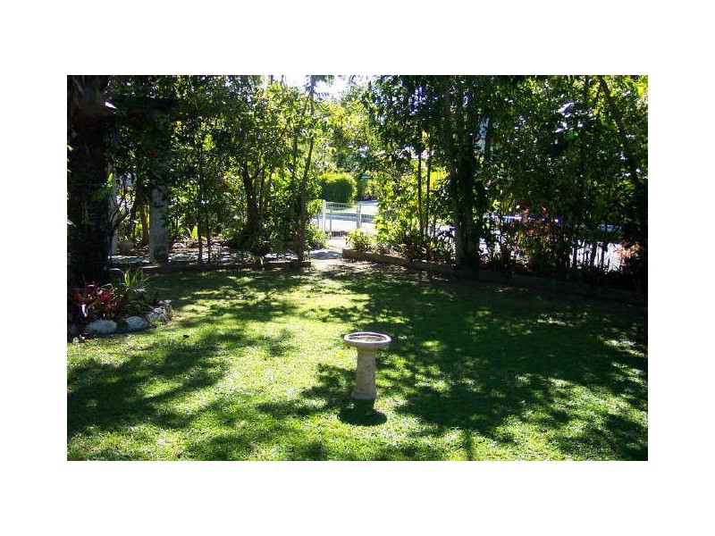 187 Woodward Street, Whitfield QLD 4870