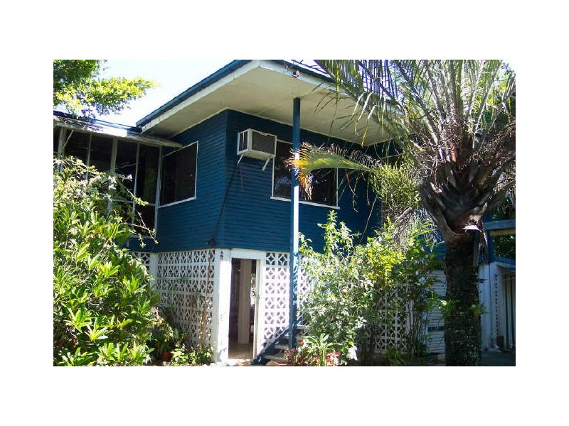 187 Woodward Street, Whitfield QLD 4870