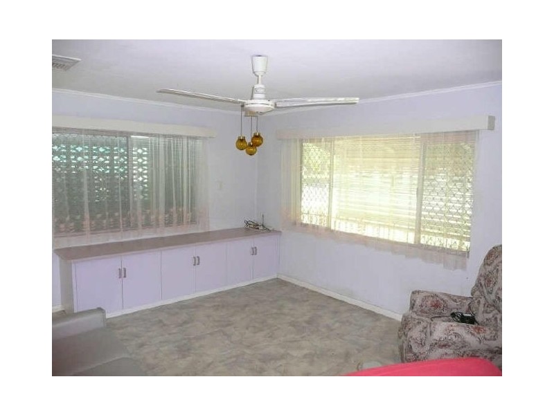 31 Agate Street, Bayview Heights QLD 4868