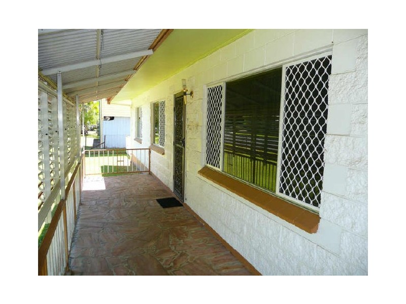 31 Agate Street, Bayview Heights QLD 4868