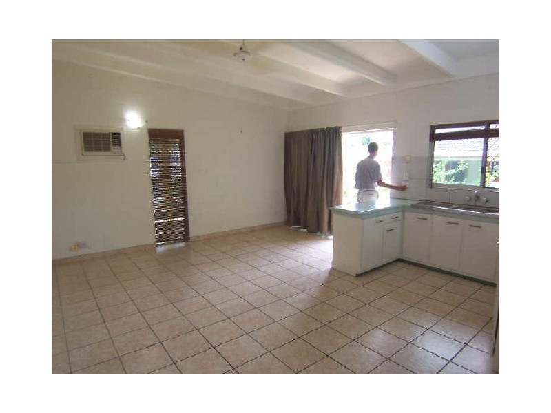 1/8 Sandown Close, Woree, Cairns QLD 4870