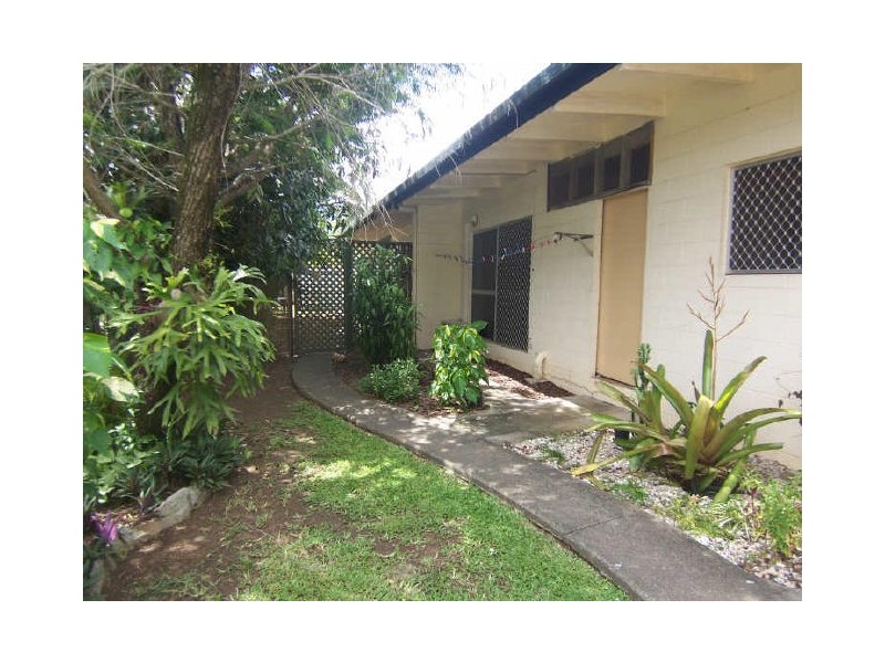 1/8 Sandown Close, Woree, Cairns QLD 4870