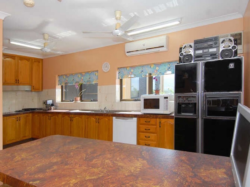 56 Koppen Terrace, Mooroobool QLD 4870