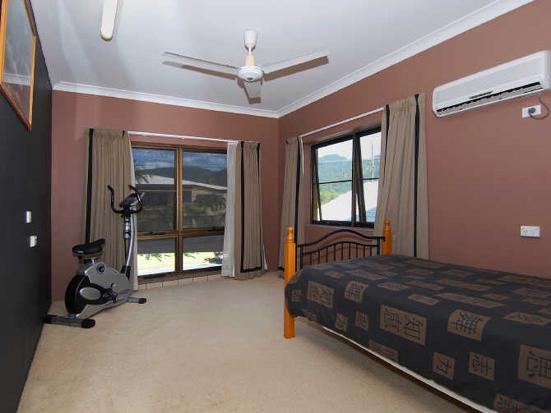 56 Koppen Terrace, Mooroobool QLD 4870