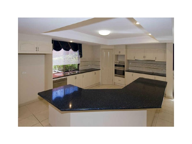 7 East Park Ridge Drive, Park Ridge QLD 4125