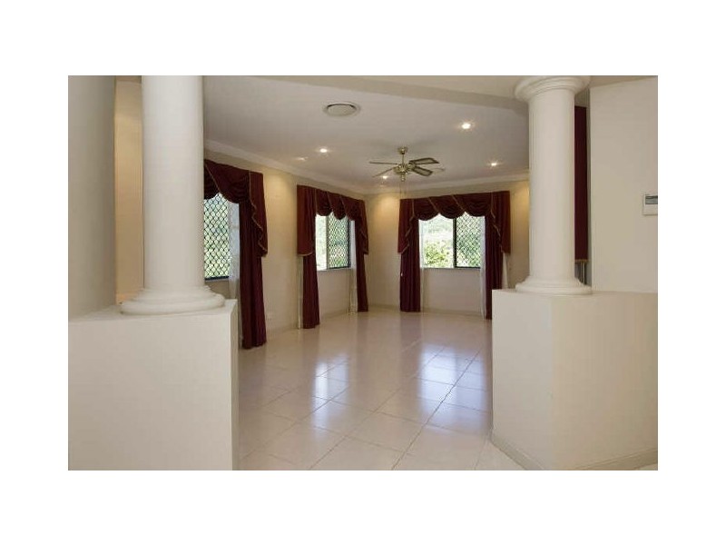 7 East Park Ridge Drive, Park Ridge QLD 4125