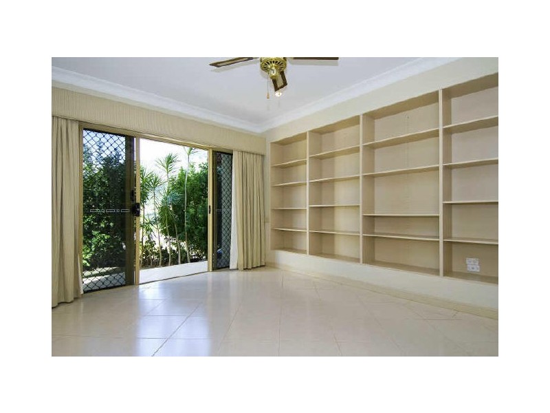 7 East Park Ridge Drive, Park Ridge QLD 4125
