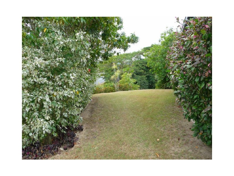 40 Taringa Street, Brinsmead QLD 4870