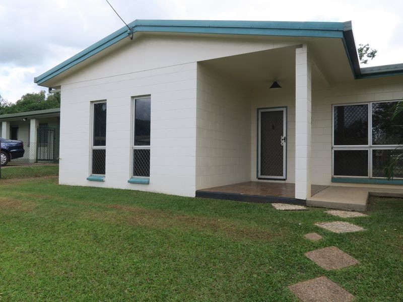 2 Carmel Close, Woree QLD 4868