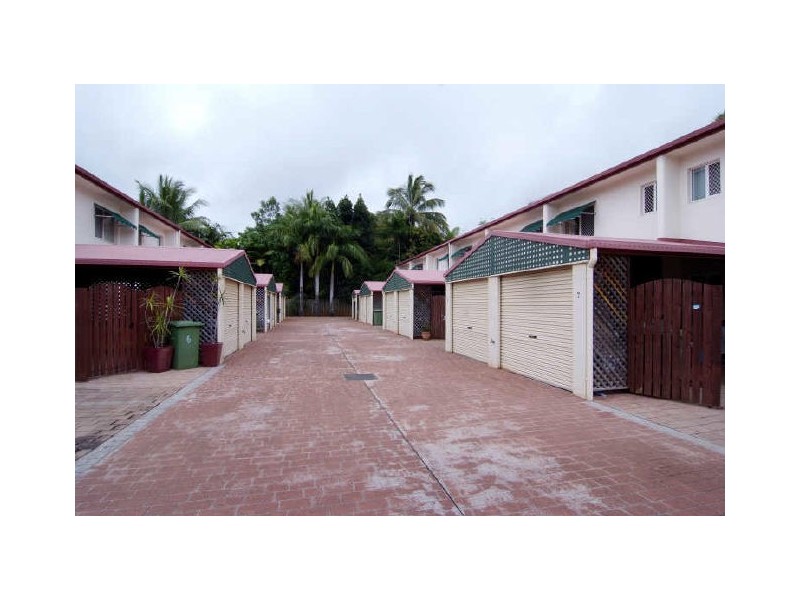 8/17 Vallely Street, Freshwater QLD 4870