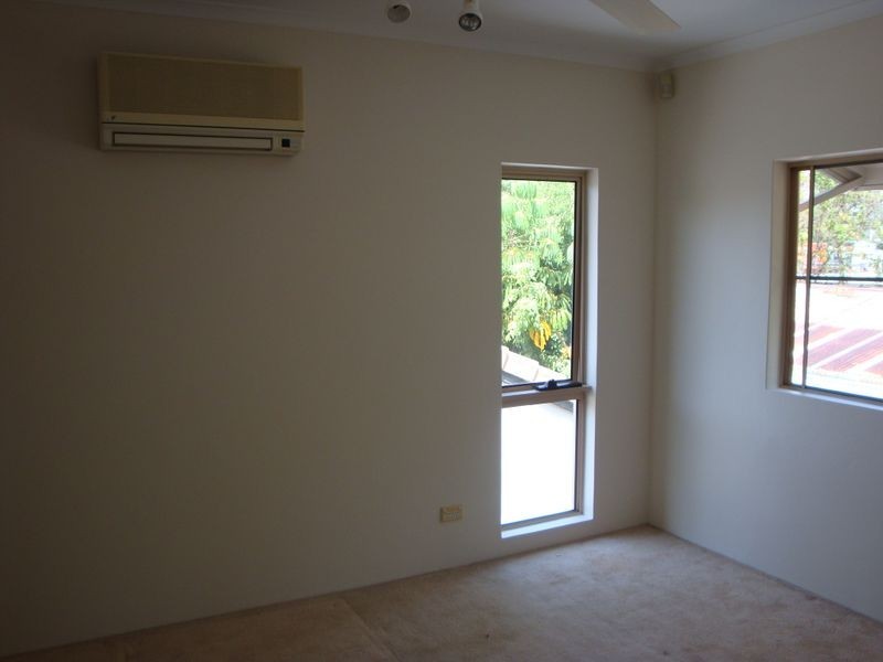 2/10 Hill Street, Manunda QLD 4870