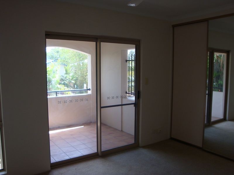 2/10 Hill Street, Manunda QLD 4870