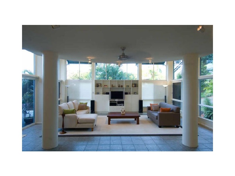 182 Hillview Crescent, Whitfield QLD 4870