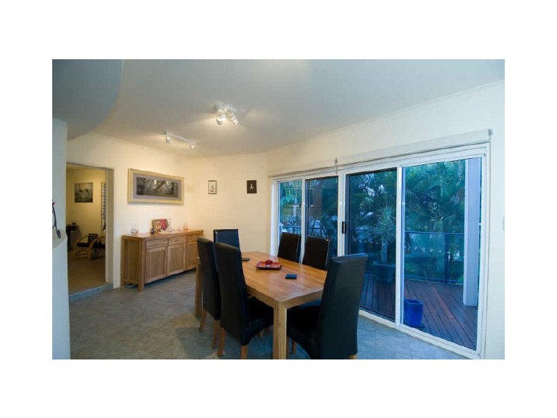 182 Hillview Crescent, Whitfield QLD 4870