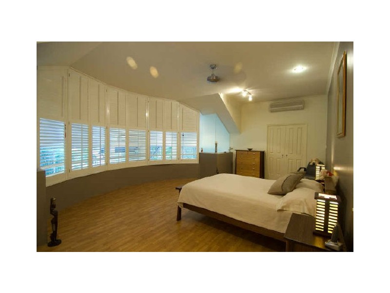 182 Hillview Crescent, Whitfield QLD 4870