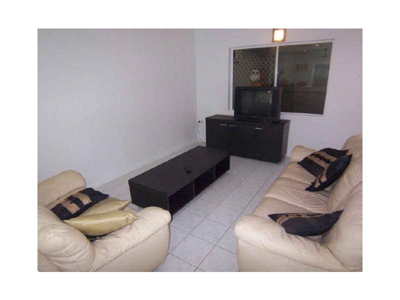 8/60 Charles Street, Parramatta Park QLD 4870