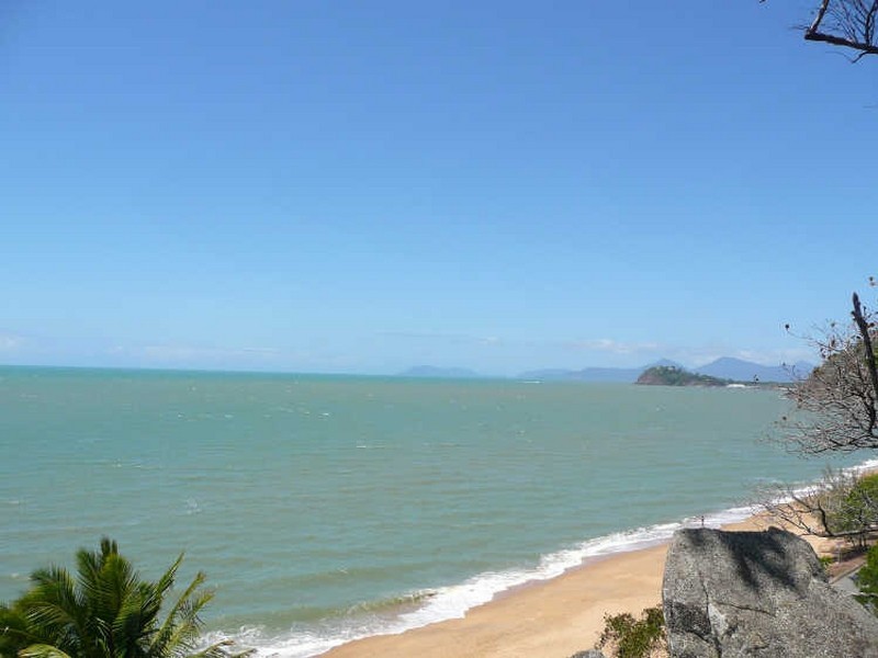 18/106 Moore Street, Trinity Beach QLD 4879