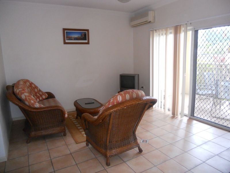 2/190 Buchan Street, Bungalow QLD 4870