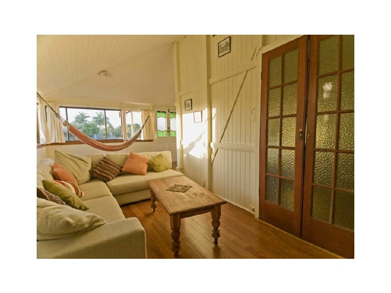 56 Charles Street, Cairns QLD 4870