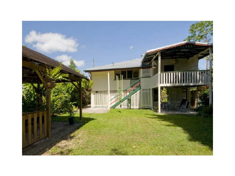 56 Charles Street, Cairns QLD 4870