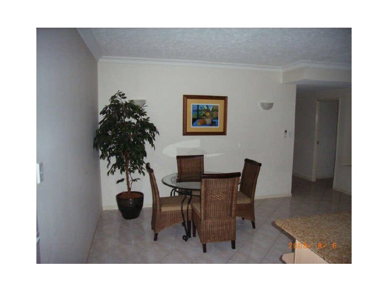 1502/2 Greenslopes Street, Cairns North QLD 4870