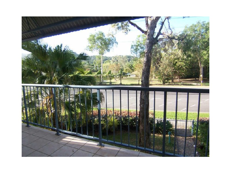 4/35 Greenslopes Street, Edge Hill QLD 4870