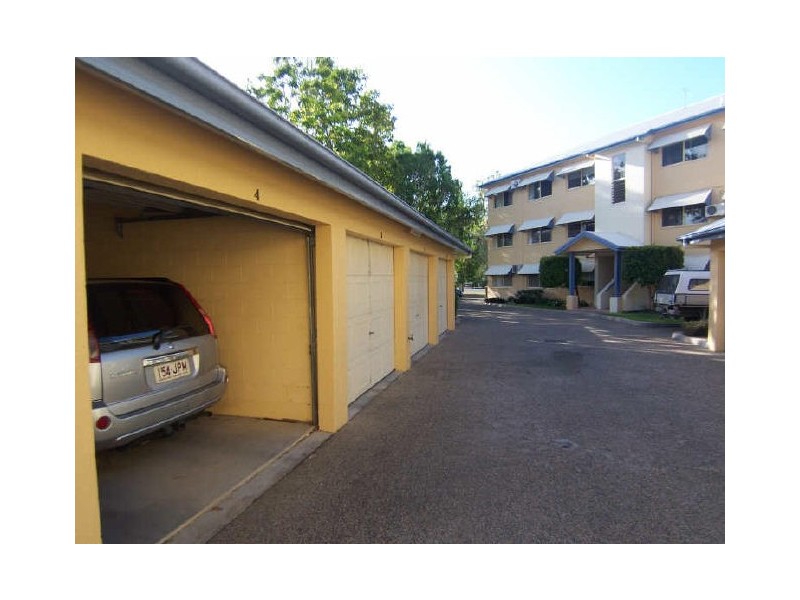 4/35 Greenslopes Street, Edge Hill QLD 4870