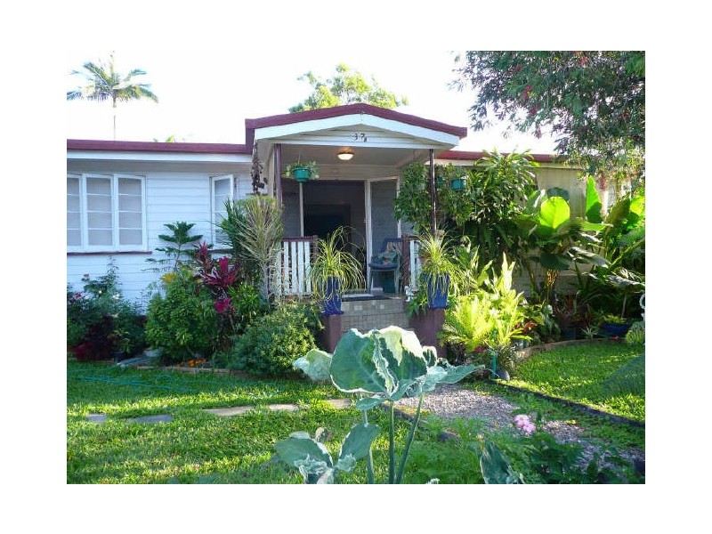 1/37A Macilwraith Street, Manoora QLD 4870