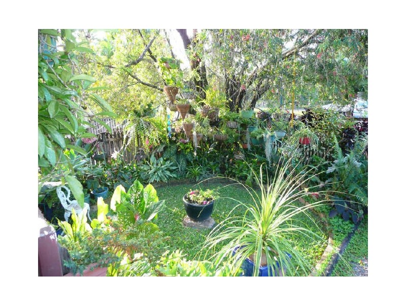 1/37A Macilwraith Street, Manoora QLD 4870