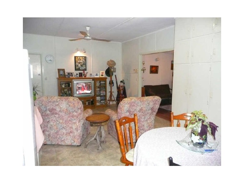 1/37A Macilwraith Street, Manoora QLD 4870