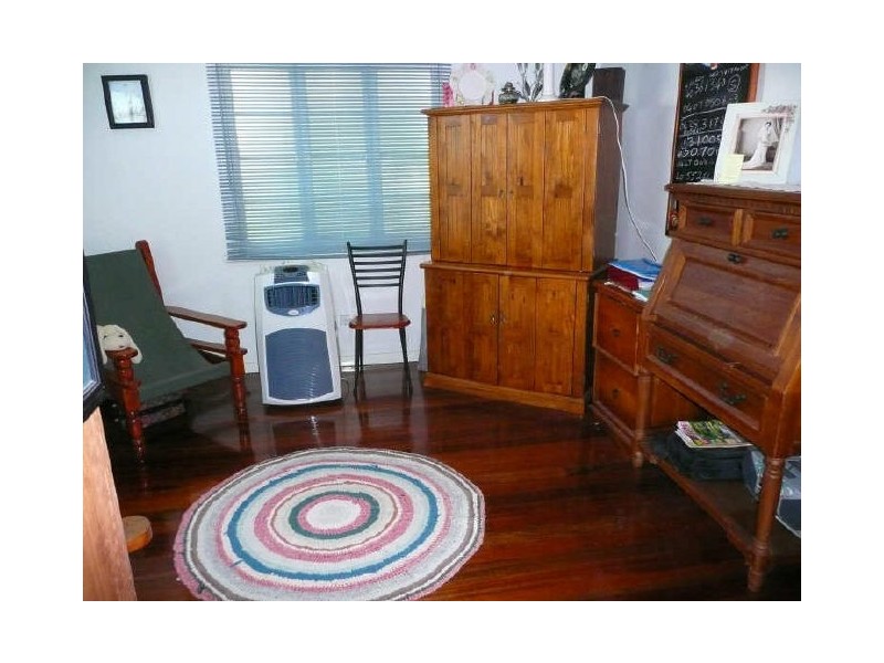 1/37A Macilwraith Street, Manoora QLD 4870